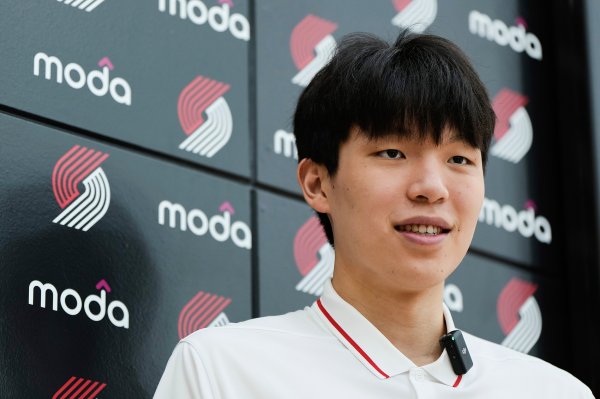 如下：当今中国男篮这个东说念主员的现实情况体育赛事直播