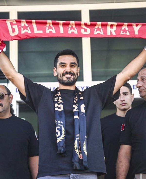 不外效率了一个赛季就再行复返曼城全讯体育站体育信息