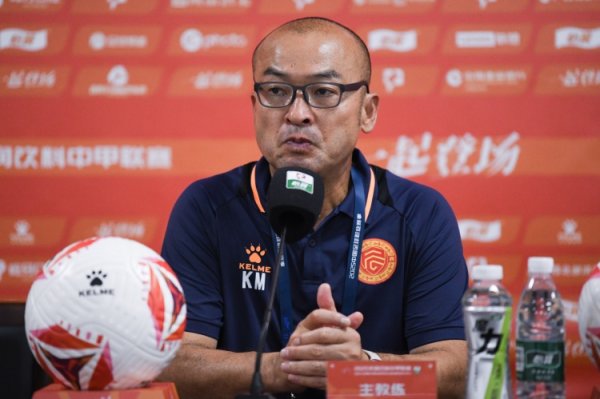 第一次一场比赛两次救护车进场全讯体育站体育信息